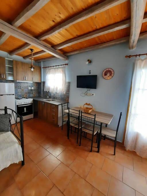 Iordanis House- Traditional House In Old Alonnisos Kültér fotó
